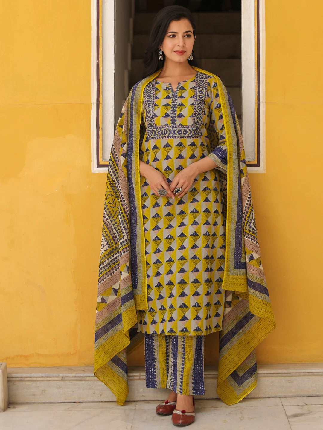 Mustard Yellow Geometric Printed Kurta Set with Dupatta – Stylish Ethnic Wear for Women
